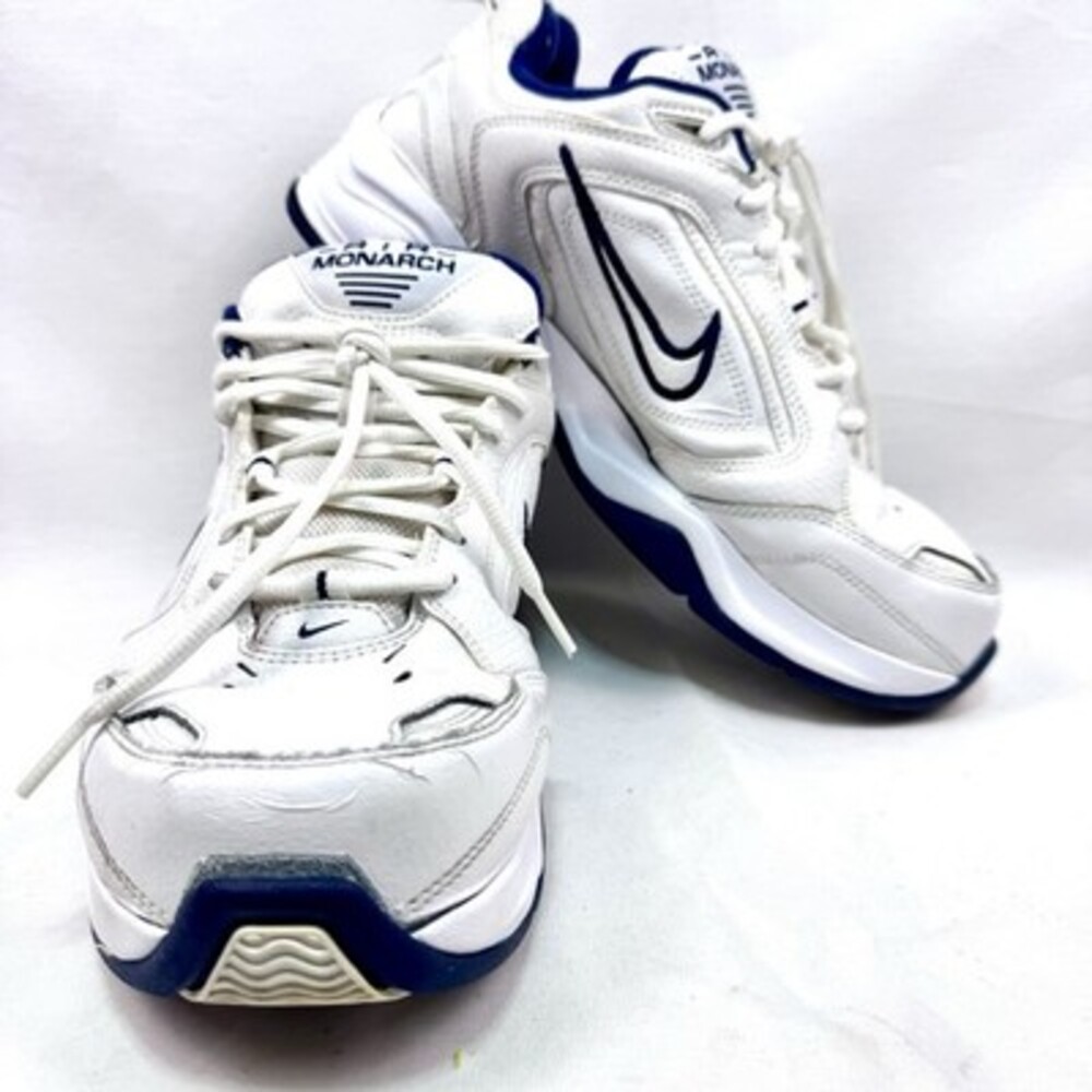 Nike Air Monarch IV  Athletic Shoes 313138-111  White/Navy Men's SZ 10